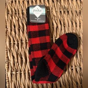 Pudus Red and Black Checkered Socks NWT